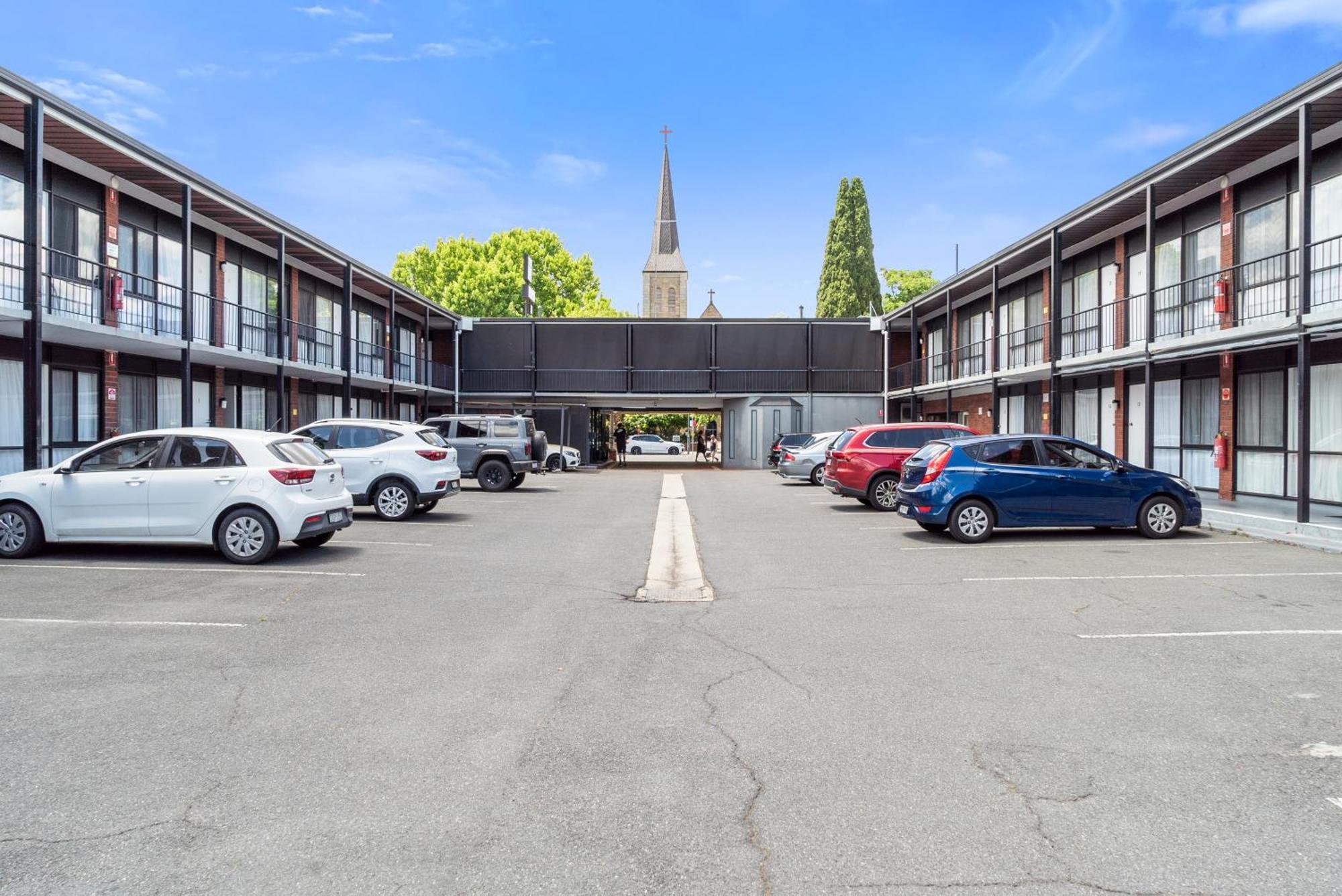 Commodore Motor Inn Albury Exteriér fotografie