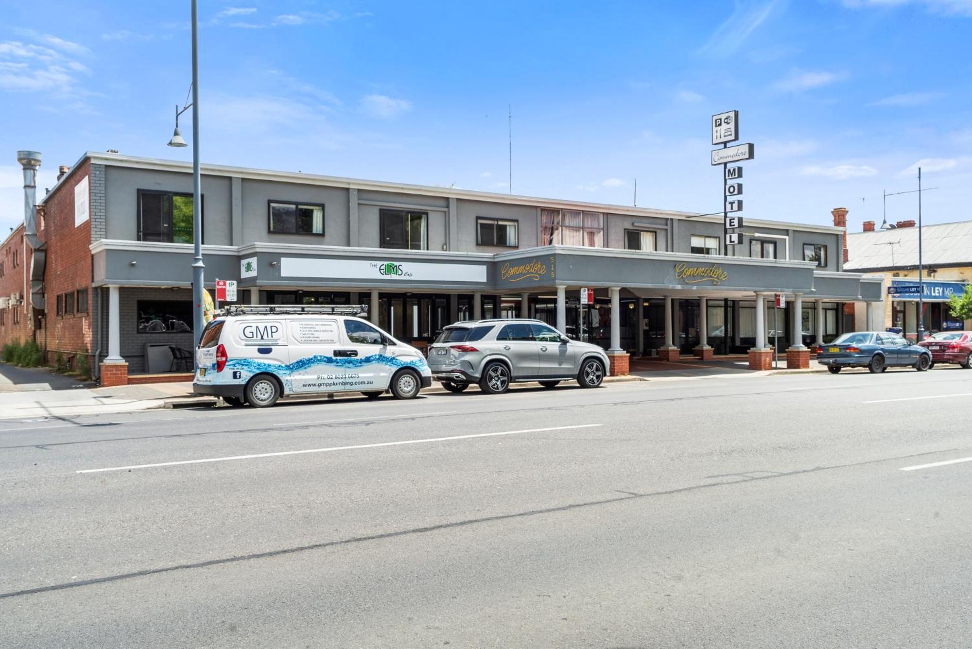 Commodore Motor Inn Albury Exteriér fotografie