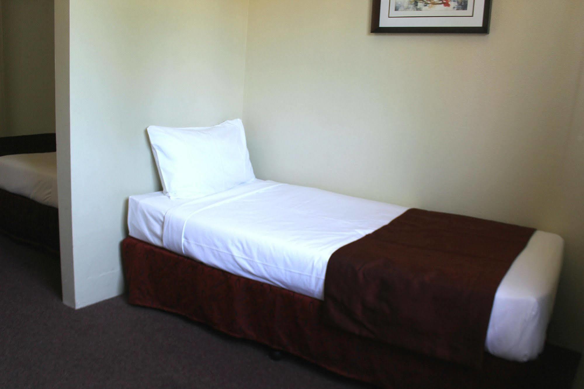 Commodore Motor Inn Albury Exteriér fotografie
